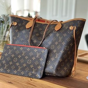 Louis Vuitton Neverfull tote